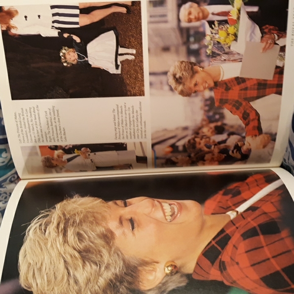 Book - Picture 5 of 6